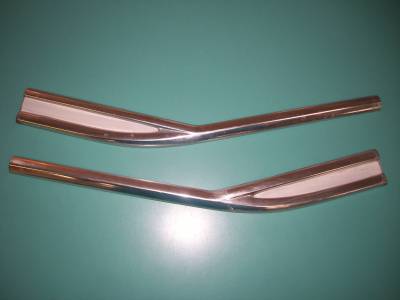 GM Restoration Parts - 1961 Chevy Parkwood Rear Quarter Moldings - NOS - Image 5